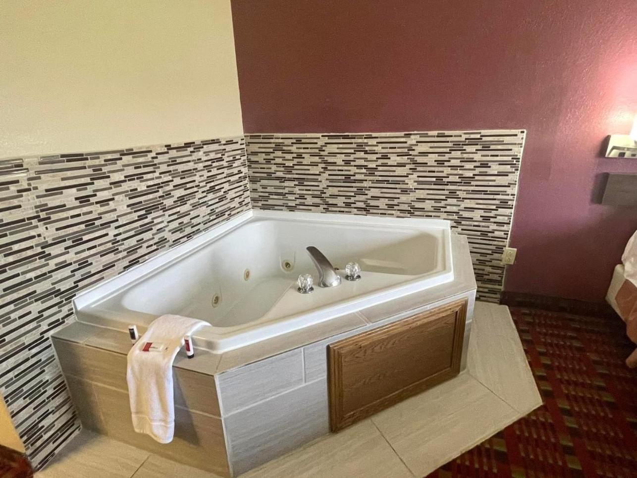 Super 8 by Wyndham Paris IL Motel Bagian luar foto