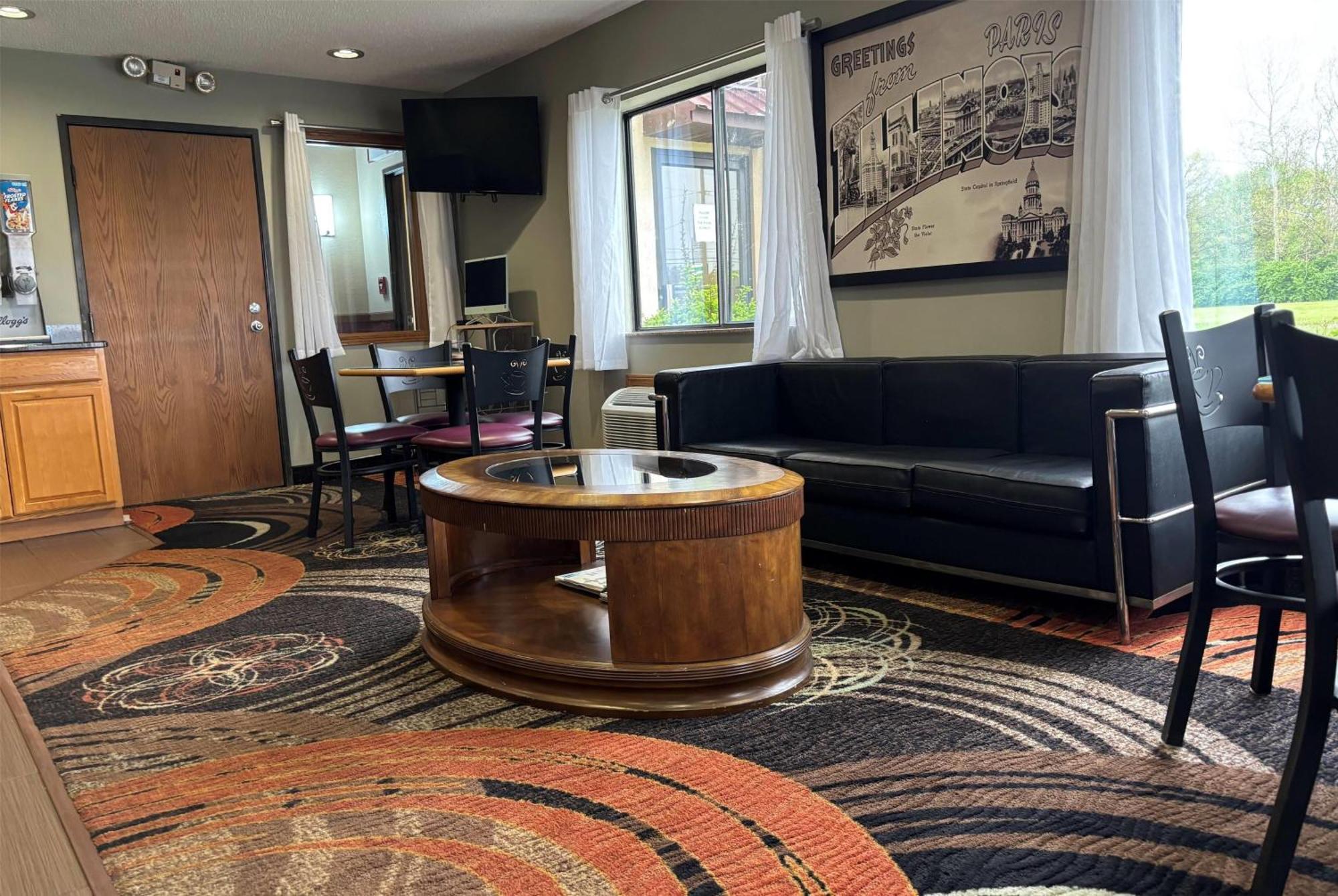 Super 8 by Wyndham Paris IL Motel Bagian luar foto